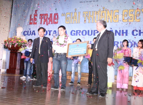 Giải thưởng 5.000 USD cho sinh viên xuất sắc ĐH Xây dựng